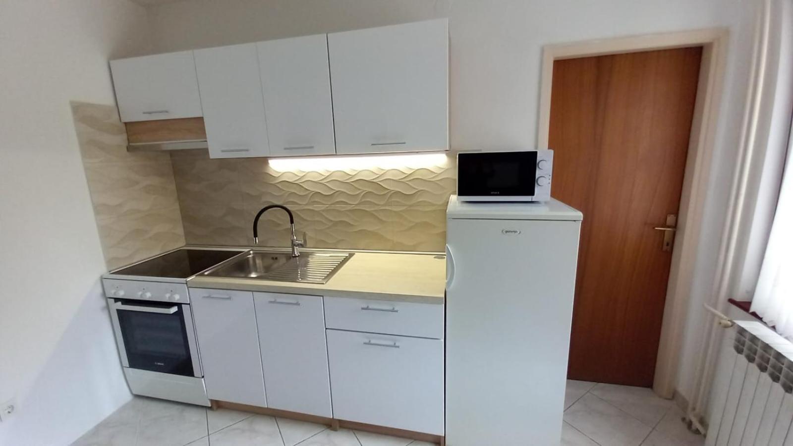 פורץ Apartment A4 Ines Near Beach מראה חיצוני תמונה